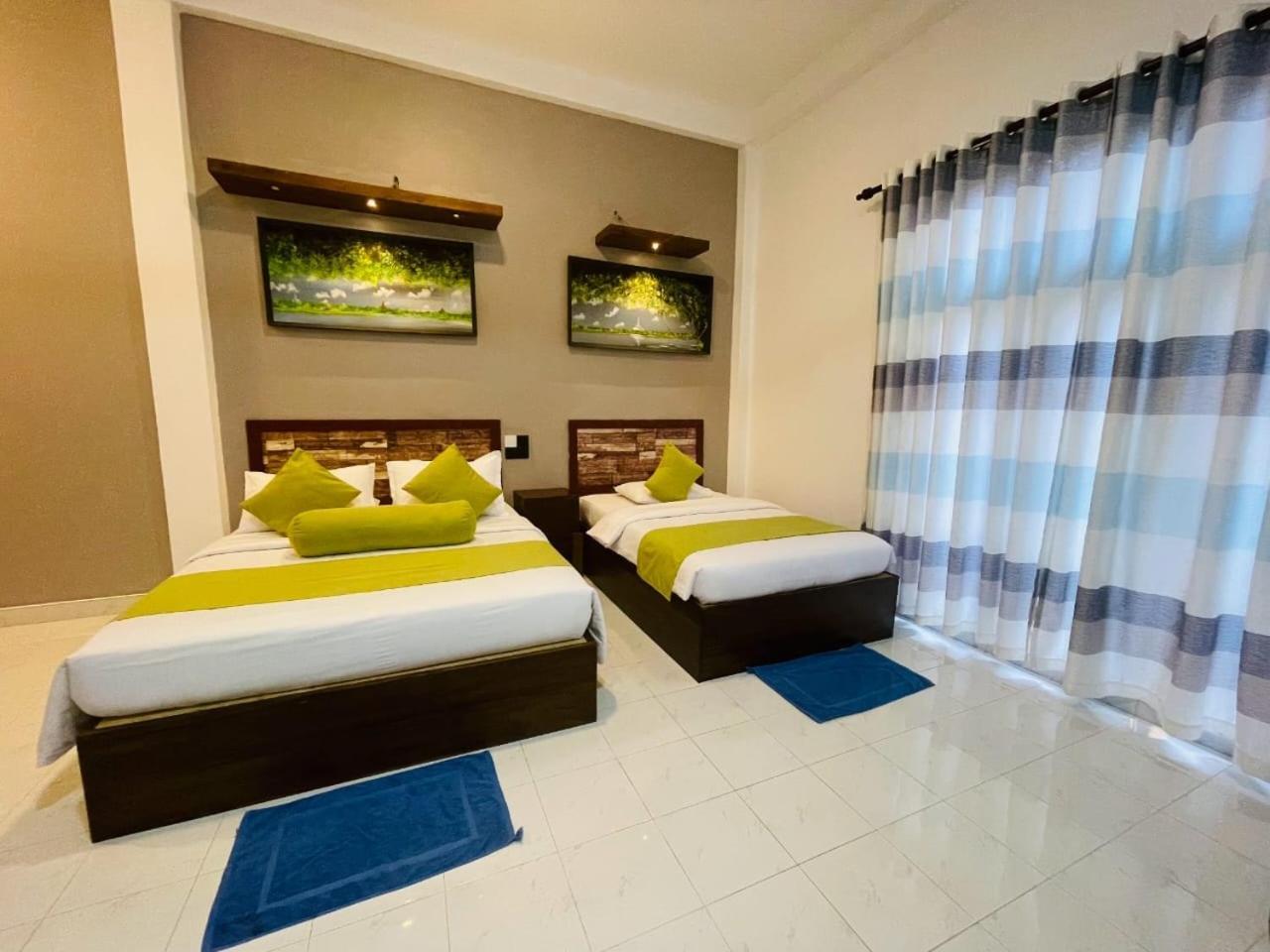 Thinaya Lake Resort Anuradhapura Exteriör bild